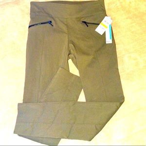 NEW! 🔖 Bar Ill Skinny Leg Pants Green Tea Size S